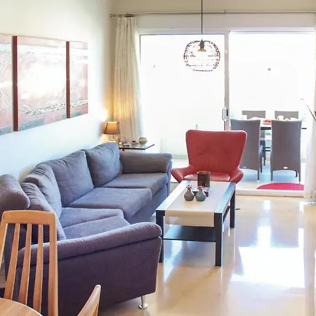 3 Bedroom Beautiful In Alfaz Del Pi Appartement L'Alfas del Pi